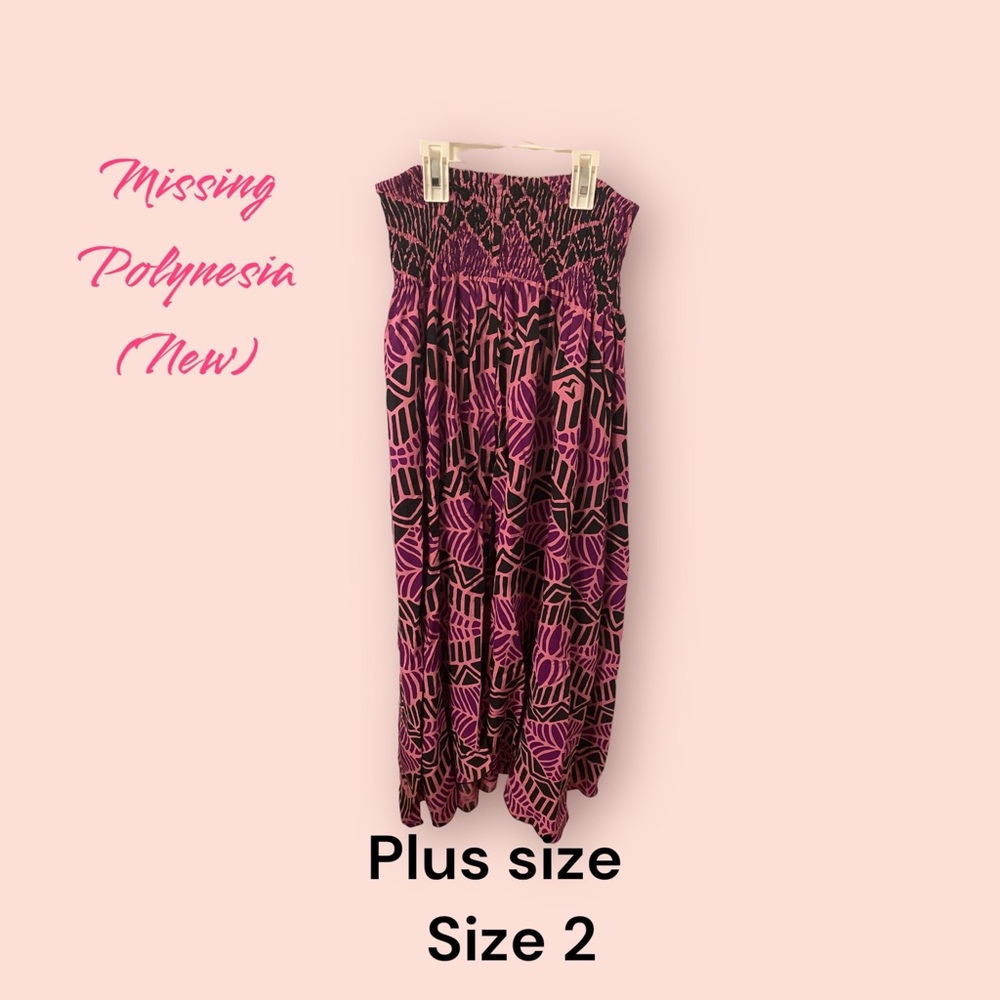 Originally from Missing Polynesia. Maxi skirt with high slit.